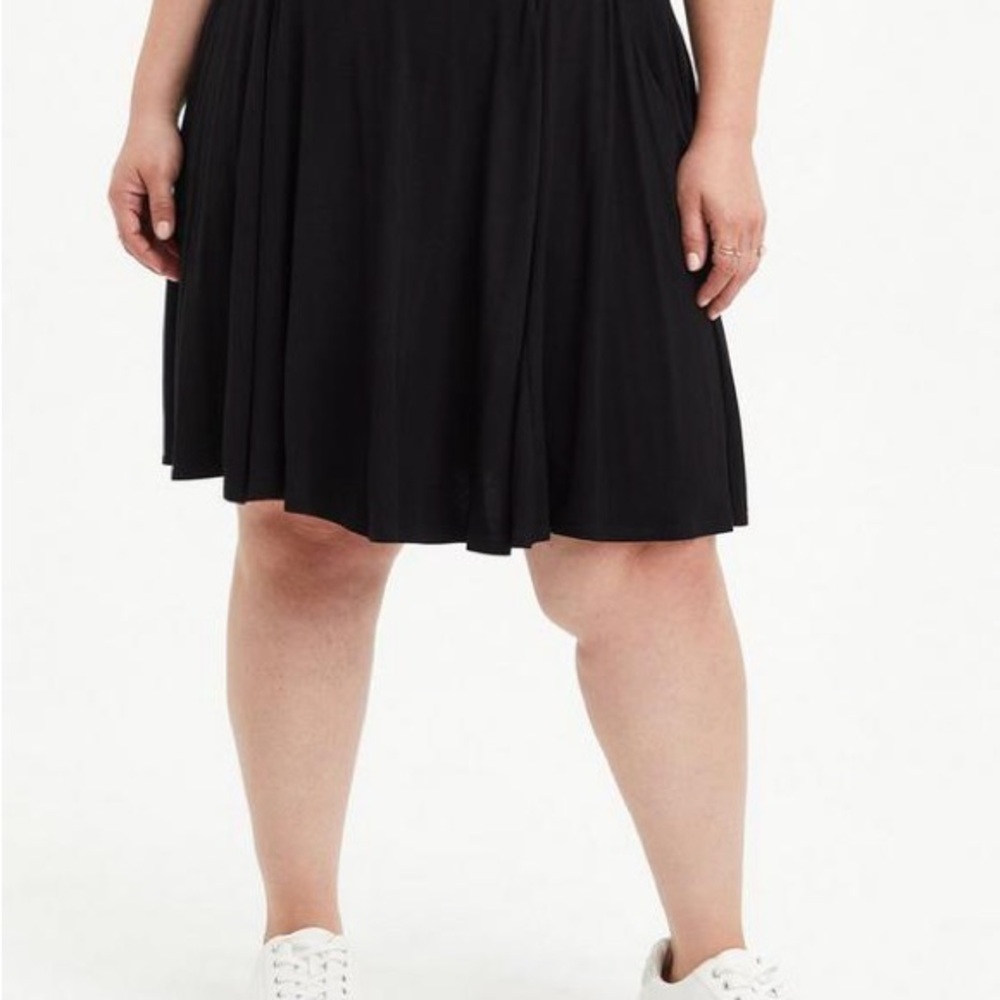Torrid black super soft skirt